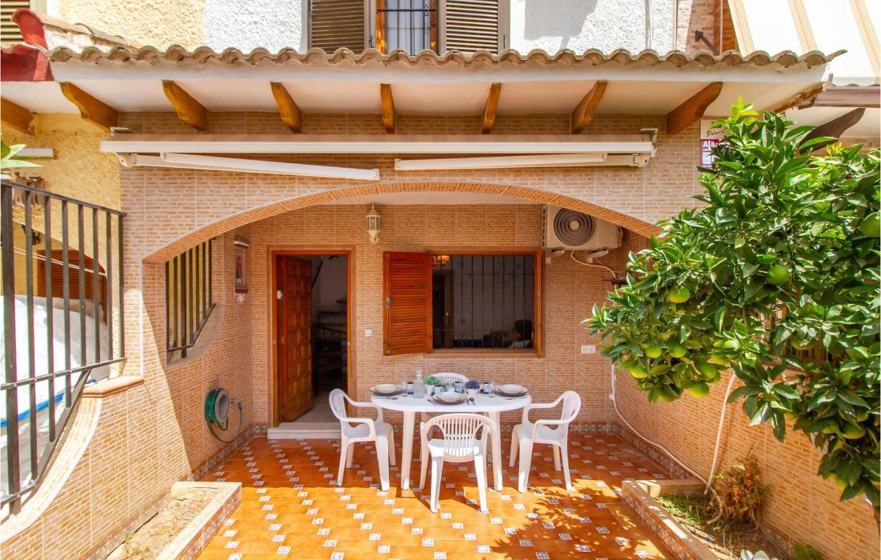Stunning Home In Los Alcazares With Kitchen エクステリア 写真