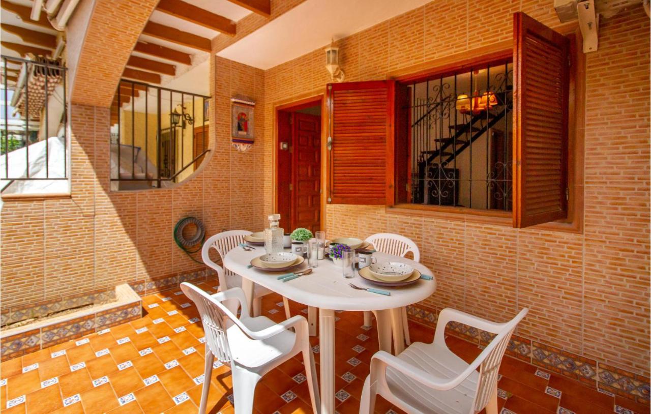 Stunning Home In Los Alcazares With Kitchen エクステリア 写真