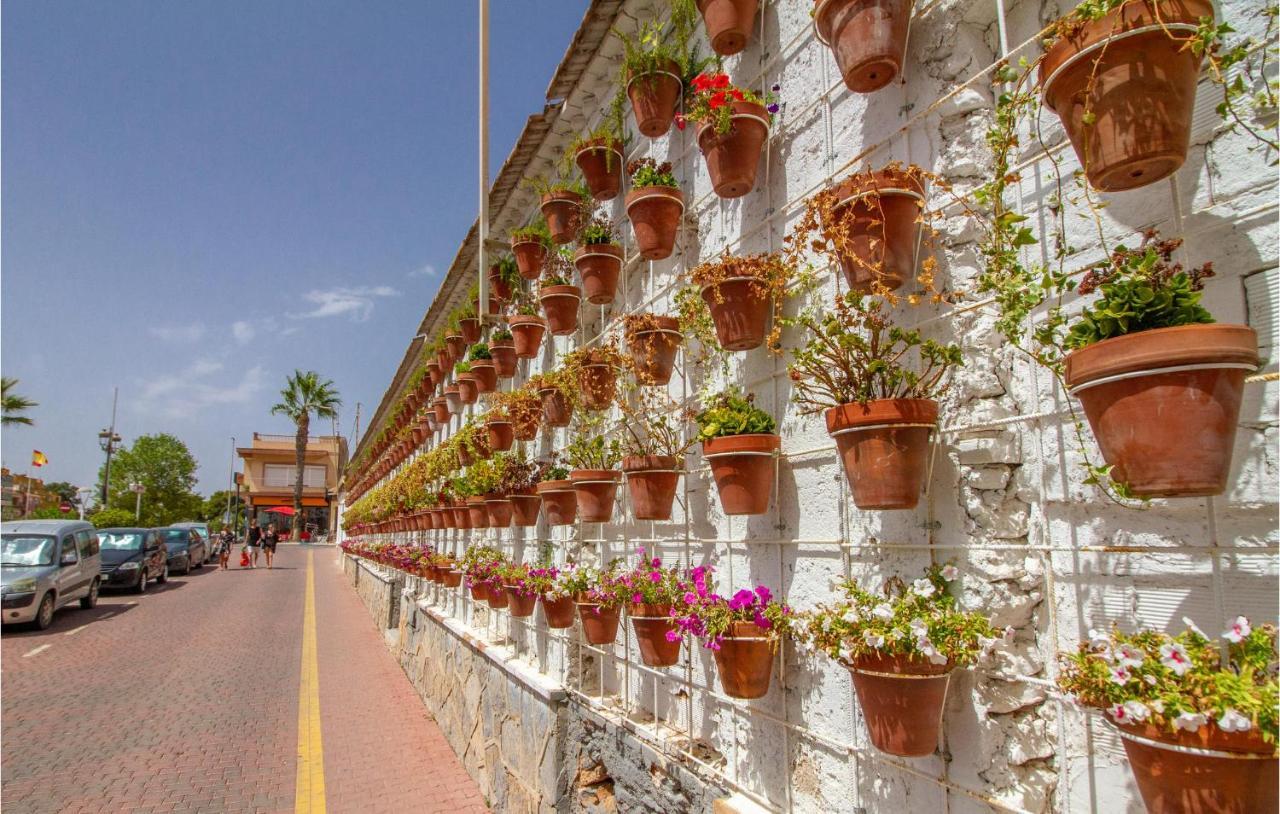 Stunning Home In Los Alcazares With Kitchen エクステリア 写真
